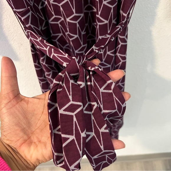 41 Hawthorn Purple Geometric Printed 3/4 Sleeve V Neck Faux Wrap Dress Size S - Picture 7 of 12